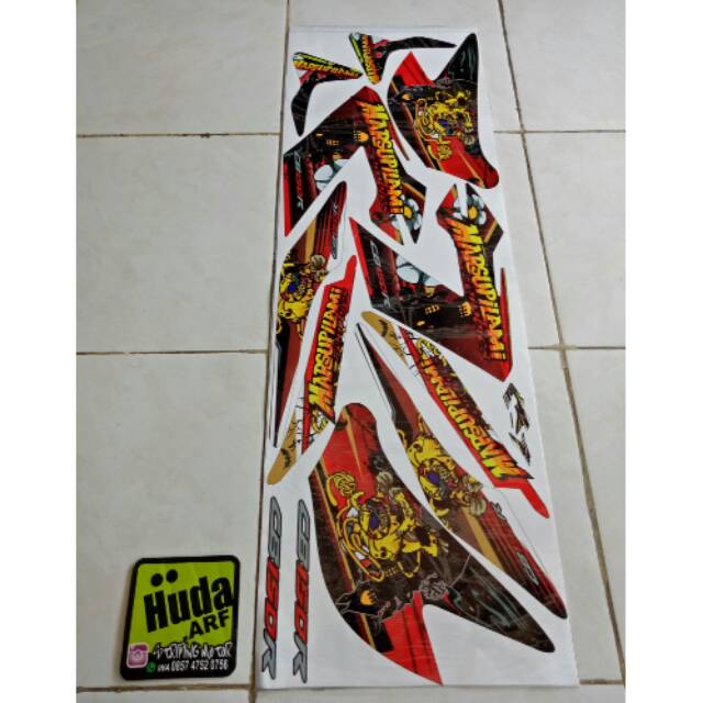 Striping lis sticker variasi honda CB150R lama old "MARSUPILAMI" merah-putih