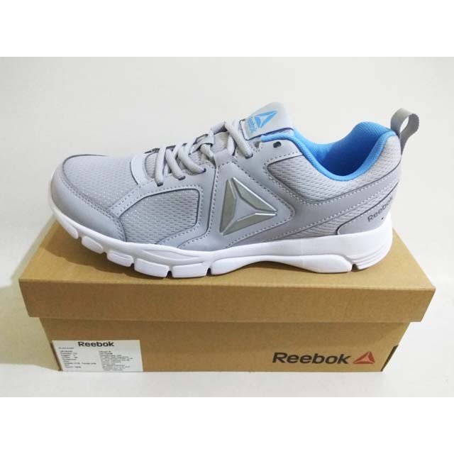 sepatu training reebok
