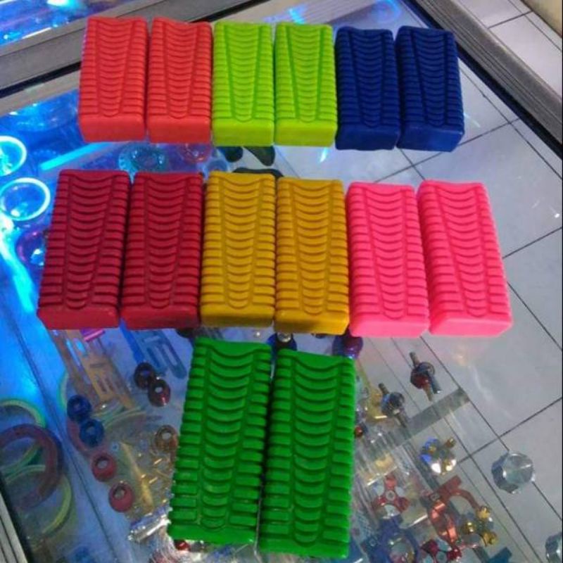 karet step depan warna motor bebek harga sepasang