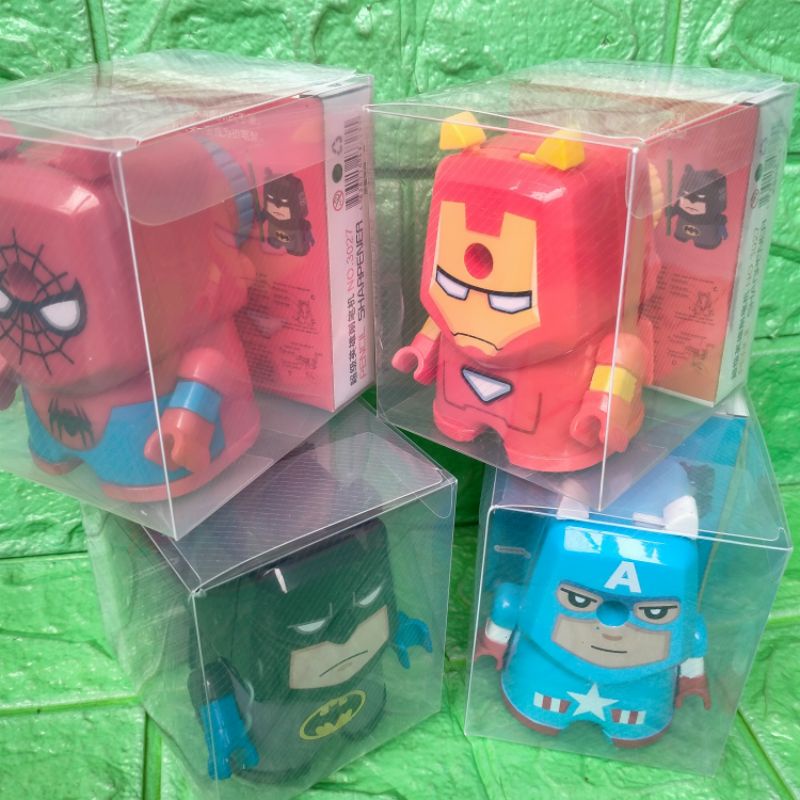 

PENCIL SHARPENER RAUTAN SERUTAN PENCIL MOTIF LGO SUPER HERO GROSIR