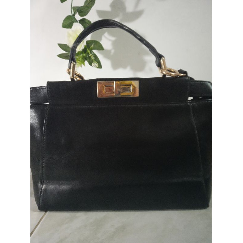 PRELOVED ala Fendi Peekaboo kulit asli