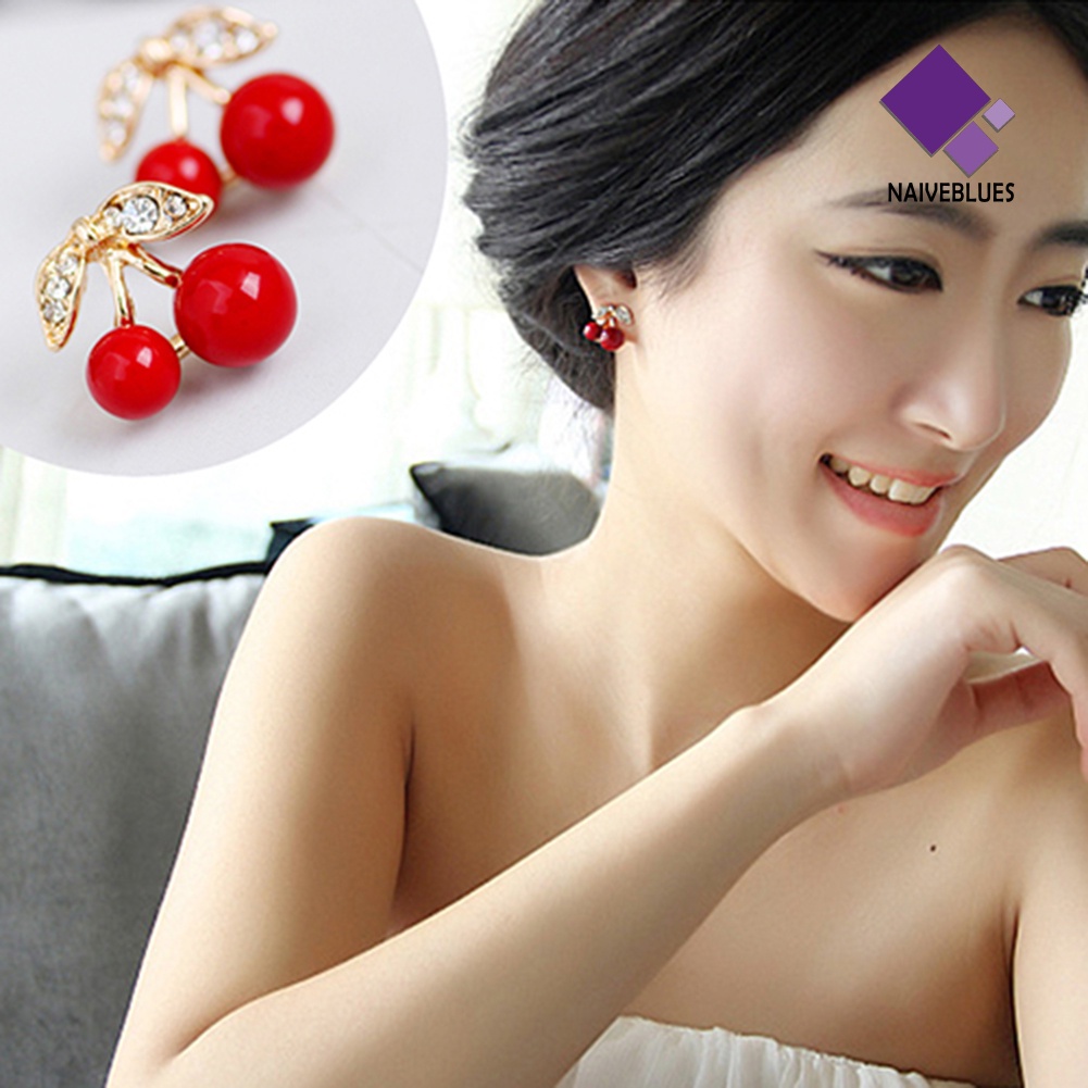 Anting Manik-Manik Ceri Merah Berlian Imitasi Bahan Alloy Warna Emas Untuk Wanita