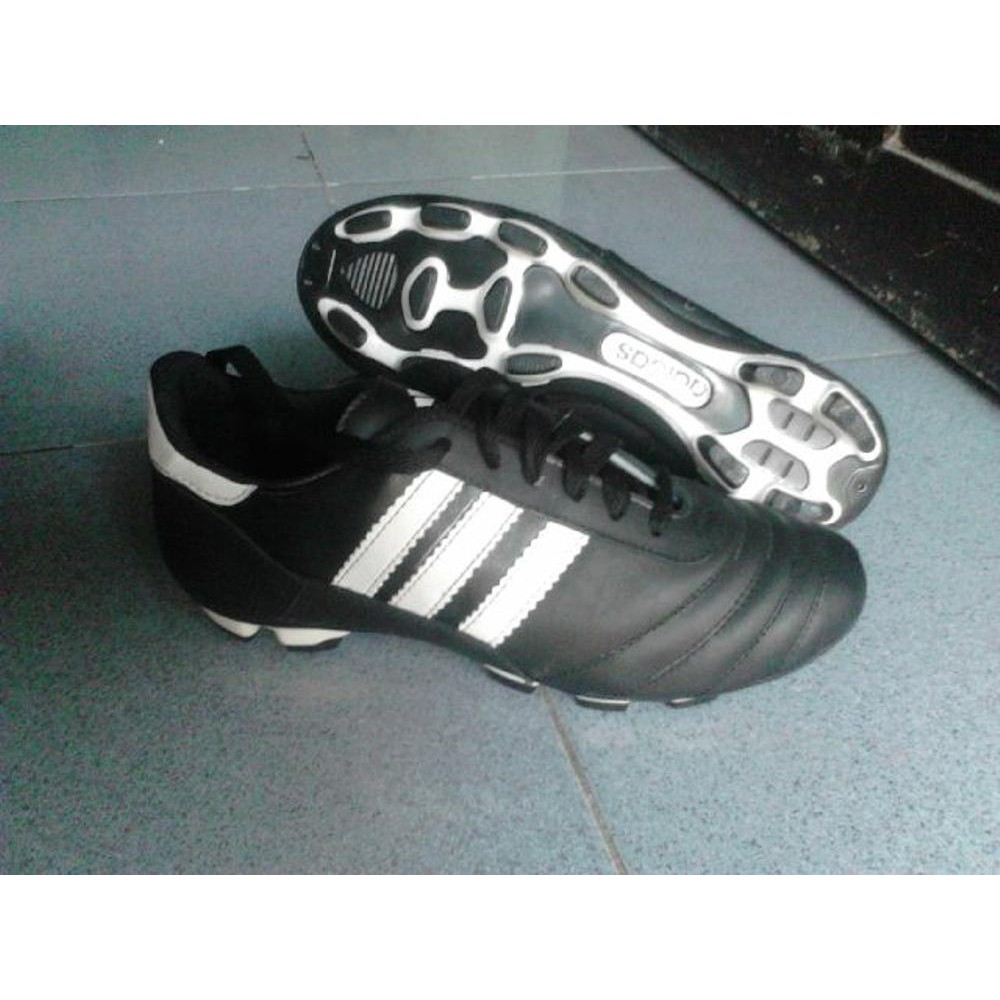 Sepatu Bola Kulit Adidas | Sepatu Kulit