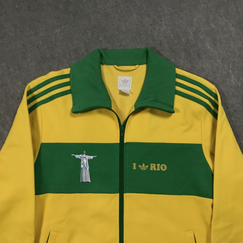 Borongan Tracktop Adidas Rio Second