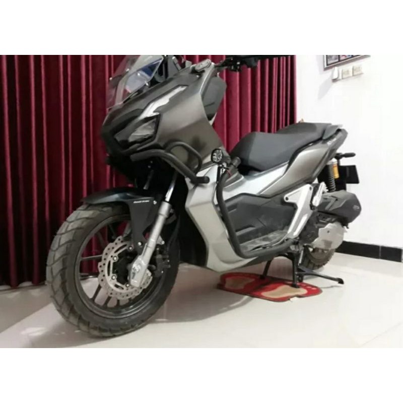 Tubular Crashbar Honda Adv 150 | Pelindung bodi Variasi Motor Honda Adv 150
