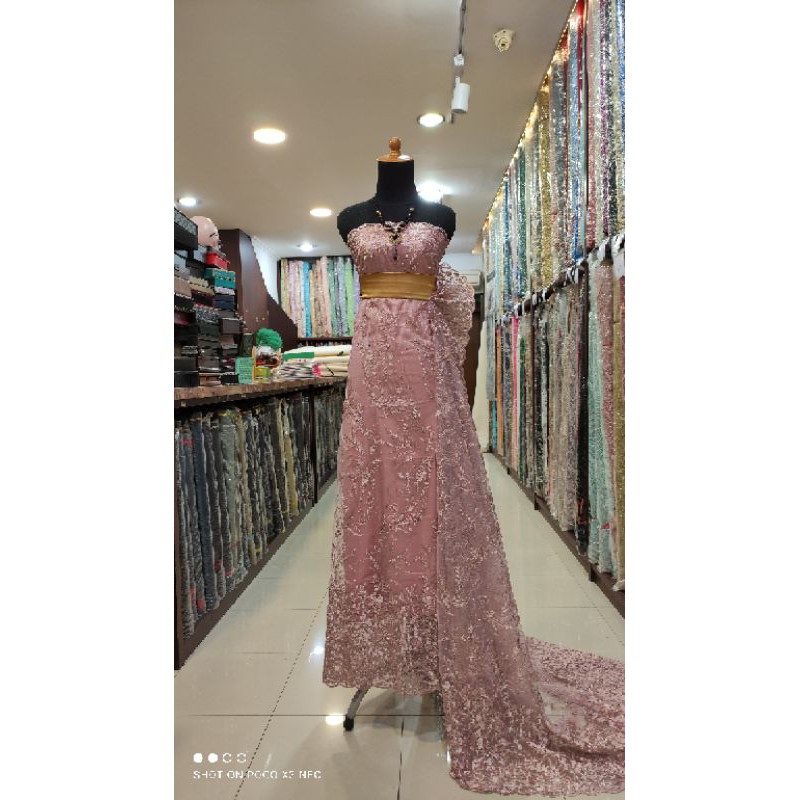 Kain Tile Brokat Kebaya Dress Pink Dusty