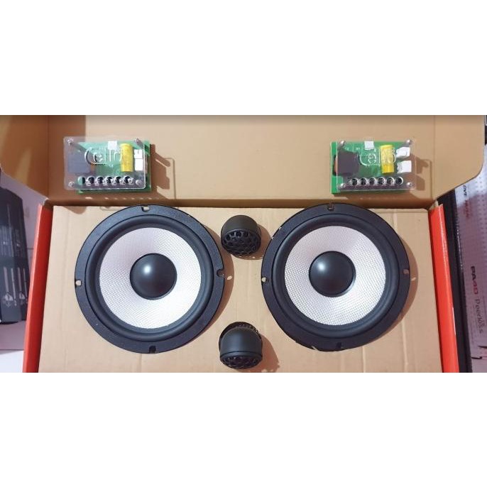 SPEAKER SPLIT CELLO PERFORMANCE 1 2020