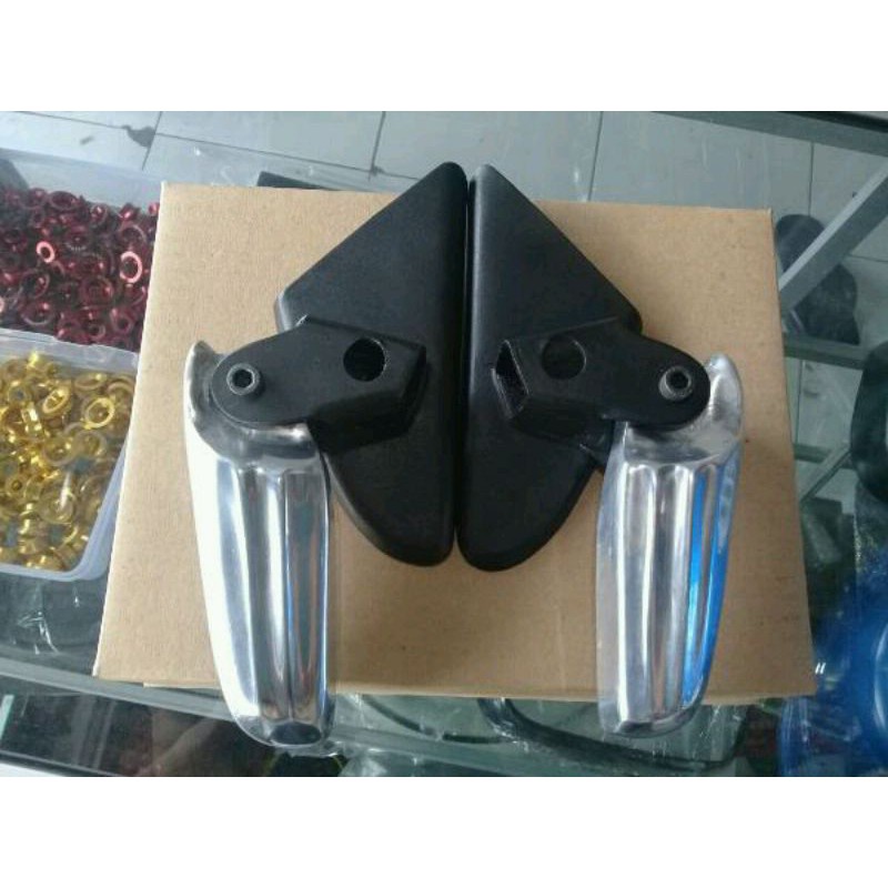 Aksesoris Foot Step/Pijakan Kaki Boncengan Buat Vespa Primavera,New Sprint,Lx dan S