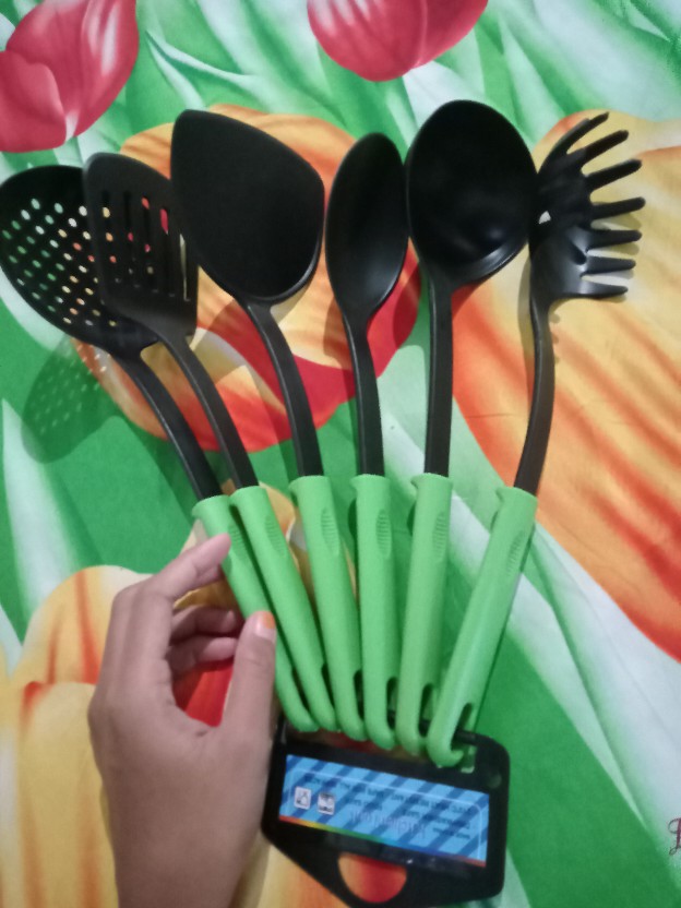 Alat Masak Spatula Set 6 Warna