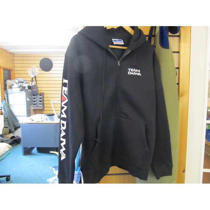 Jaket / Zipper / Hoodie / Sweater Daiwa - Hitam