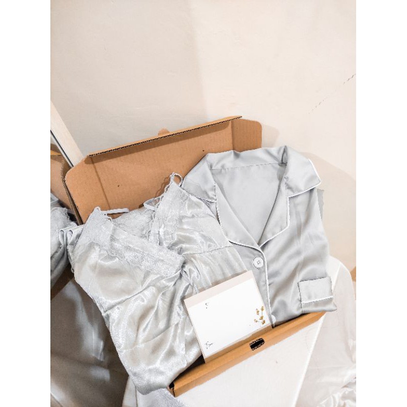 hampers nikah/ baju tidur couple/paket seserahan/ lingerie