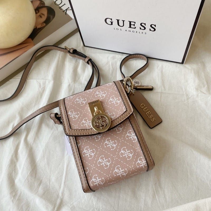 5.5 SALE | GUESSS Phone Sling Bag include box