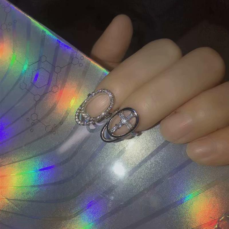 Cincin Buku Jari Aneka Bentuk Warna Silver Untuk Wanita