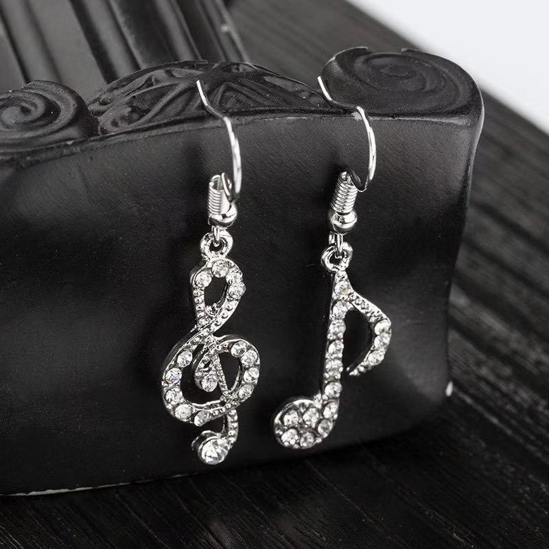 [Bayar Di Tempat] Anting Melodi Silver Untuk Wanita / Aksesoris Fashion Anting Melodi Untuk Wanita