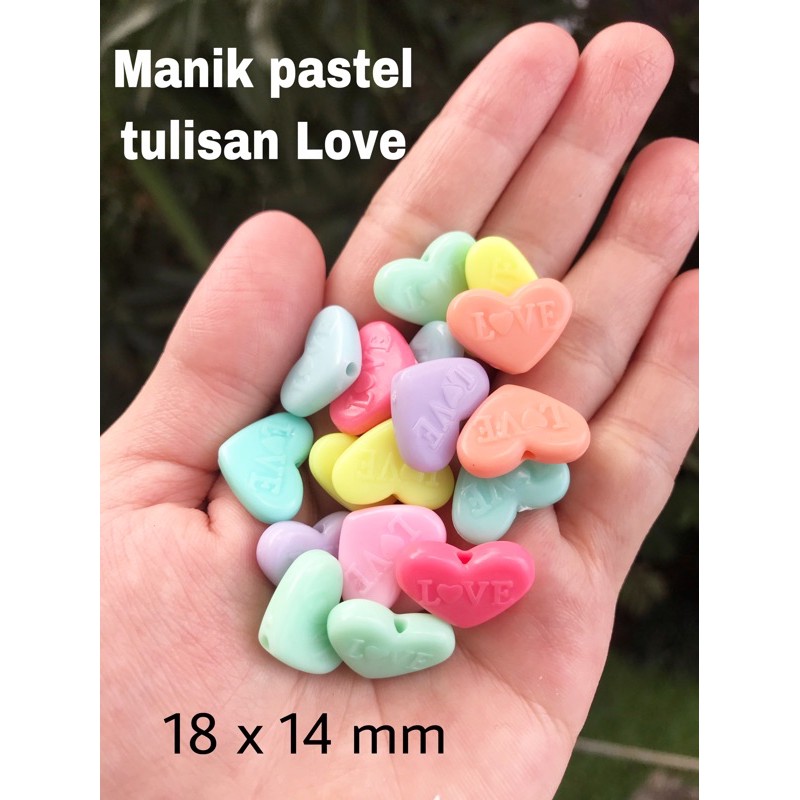 20gr [+/- 25pcs] mote tulisan love pastel warna permen