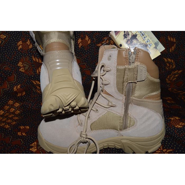 Sepatu Boot Delta 8 Inci