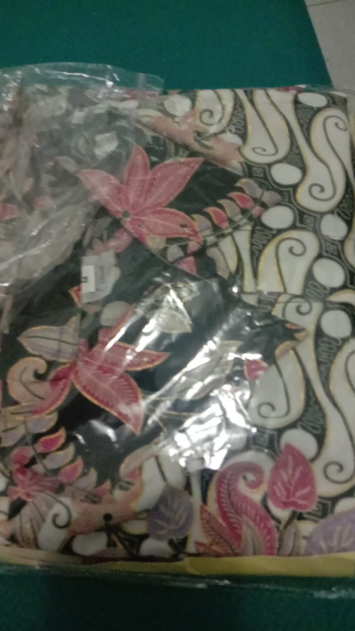 Couple Batik Modern / Couple Rok Plisket Batik Kebaya / Kemeja Batik Pria / Couple Batik Keluarga