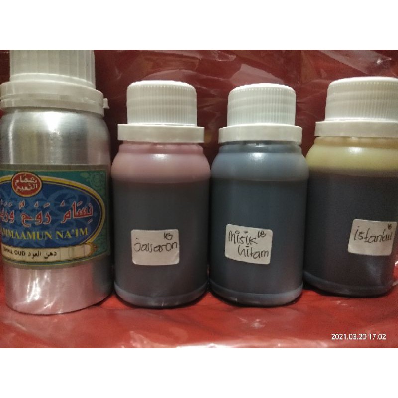 misik hitam amber 44