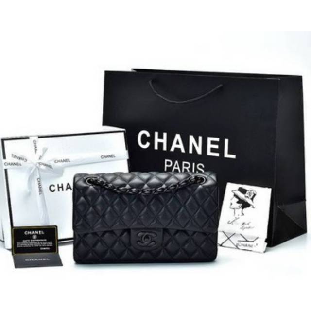Chanel Classic So Black  AH1112L