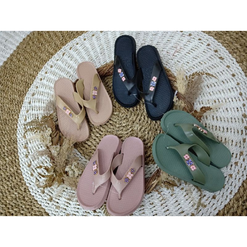 Sandal Jepit Wanita Dewasa / Sendal Jepit Rumah Irsoe 212 Bahan Karet Model Jepit Murah Nyaman Dipakai