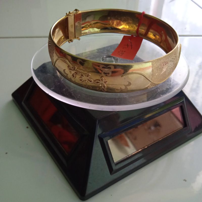 gelang emas bangkok 700