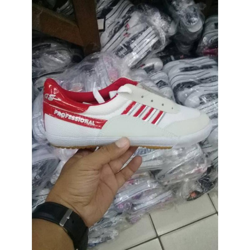 Sepatu Dallas Professional