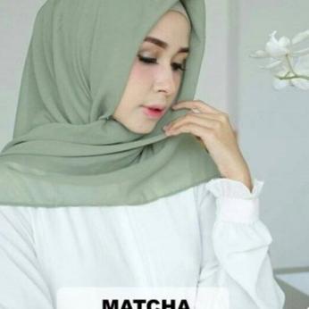Best kerudung jiilbab / hijab segi empat bahan bella square polos jahit tepi neci  warna hijau matcha / sage green ,,