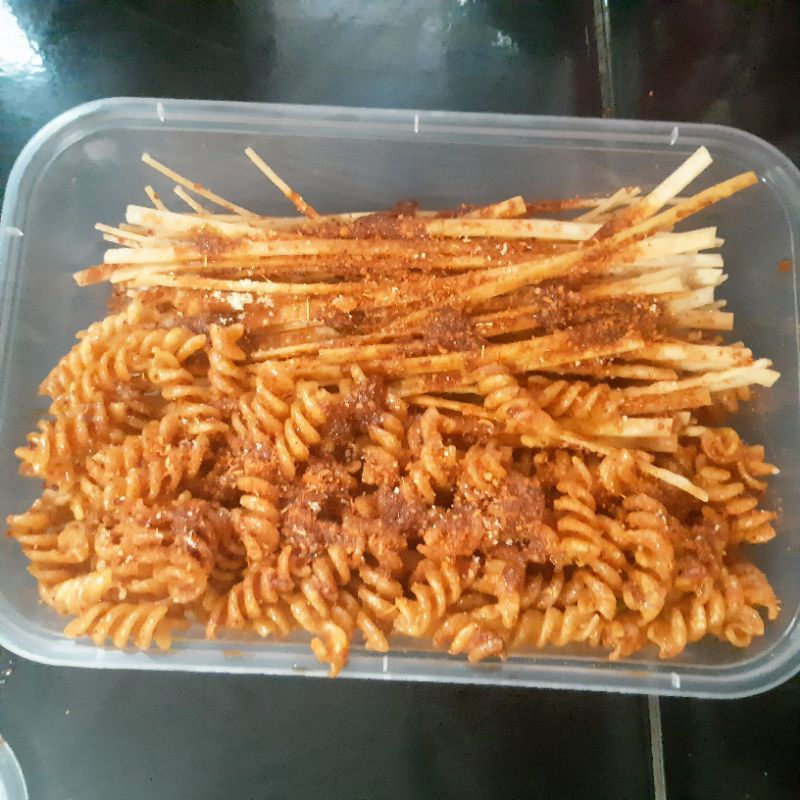 

Mie lidi/gepeng/makaroni pedes