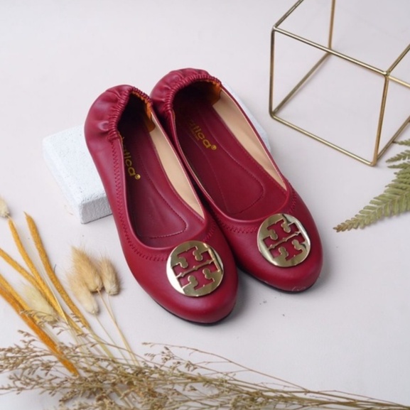 Sepatu Wanita Terbaru/Sepatu Kekinian/Flat Shoes&amp;Balerina/Slip On/Gratica original/ KORA KORA