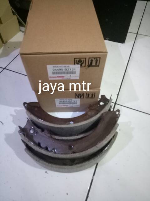 Brake shoe /kampas rem belakang toyota rush /terios/feroza/taft gt