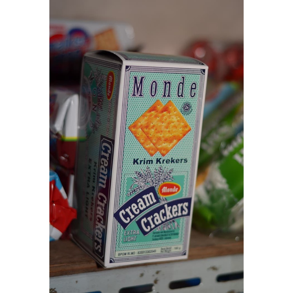 

MONDE CRACKERS 175 GRAM 1 KARTON ISI 24 PACK