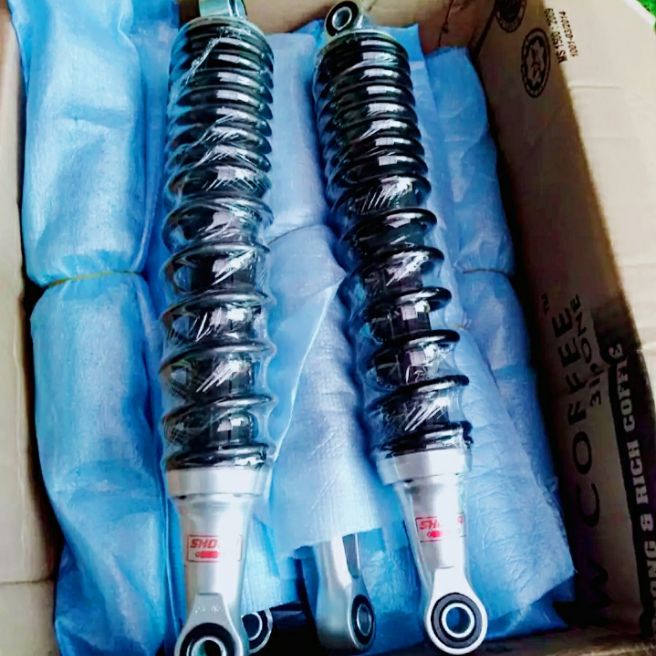 shock belakang / shock breaker belakang Revo absolute / Revo fit dan Revo new terbaru barang di jami