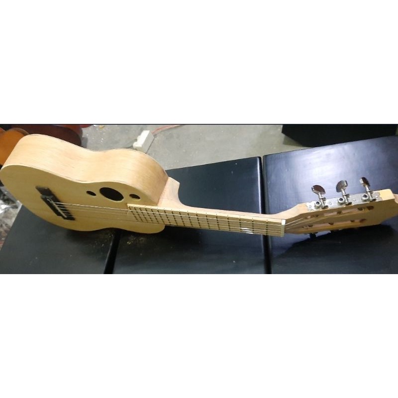 gitarlele termurah senar ceper gak geter