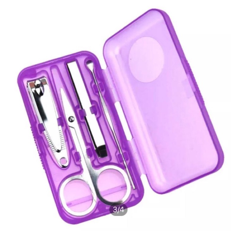 Manicure set 4 in 1 Gunting Potong Kuku Korek Kuping dan Pinset cabut bulu