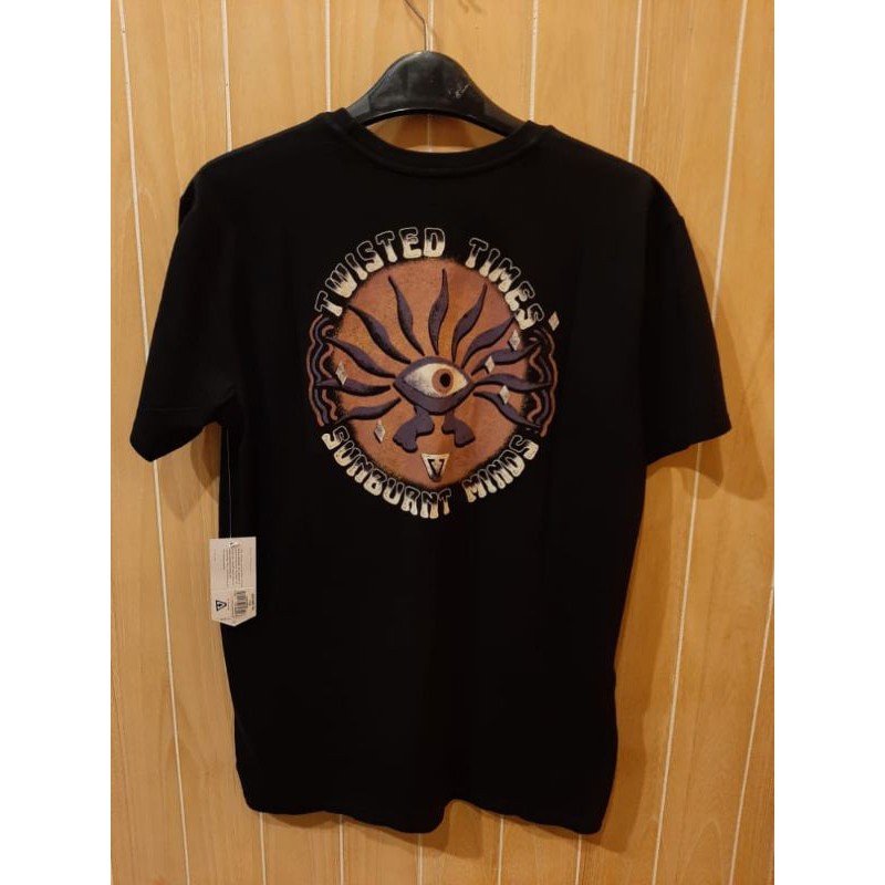 Kaos Pria Vissla Twisted eyes