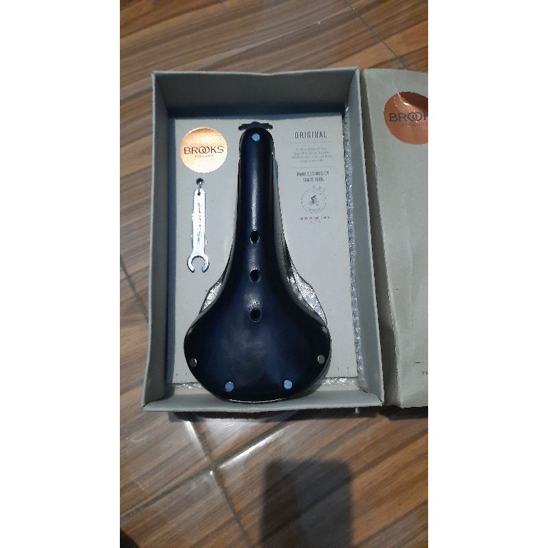 Brooks B17 narrow sadel