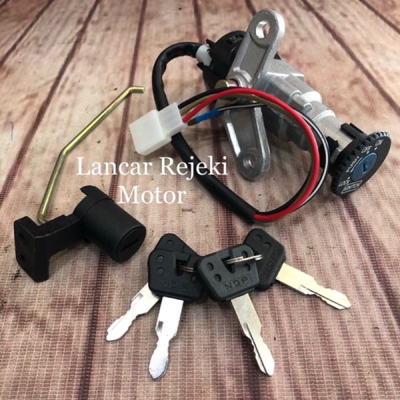 Kunci Kontak Assy Plus Jok Sadel Kawasaki Kaze - Kaze R