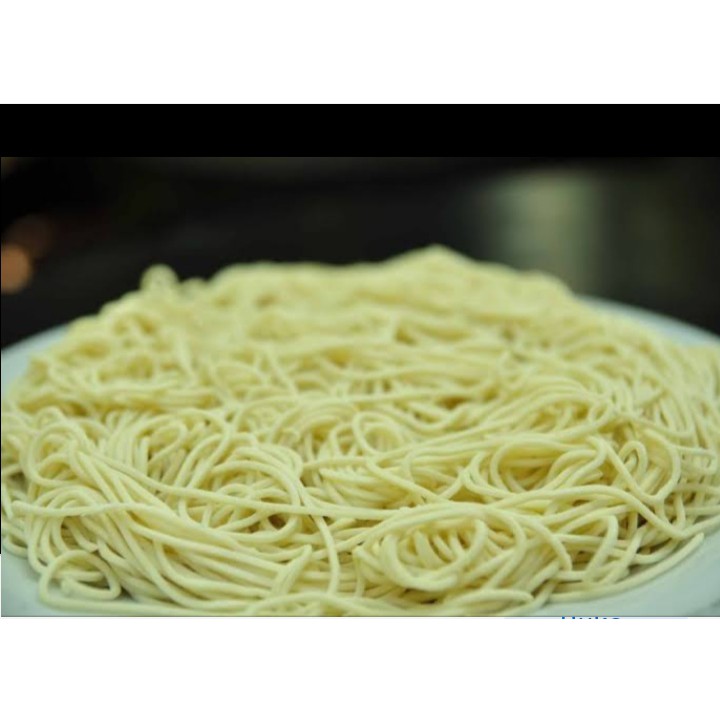 

Mie Basah/mi kuning fresh 100% Halal