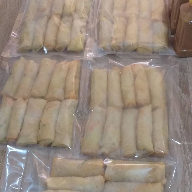 

risoles bihun bumbu kacang isi 10 biji