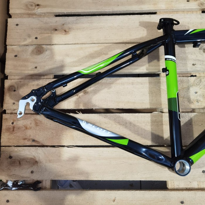 Frame Sepeda MTB Sepeda Gunung Scott 26 Inch Black Green