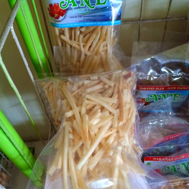 

Keripik singkong / ubi / oleh-oleh Pariaman