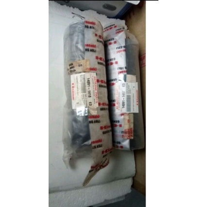 COVER KUPINGAN TUTUP FORK SPAKBOR DEPAN KAWASAKI KAZE R ORIGINAL