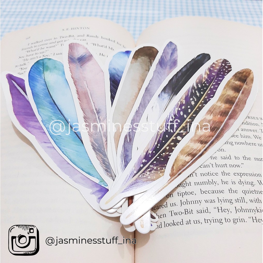 

3 Pcs Pembatas Buku Motif Bulu / Quills Bookmarks