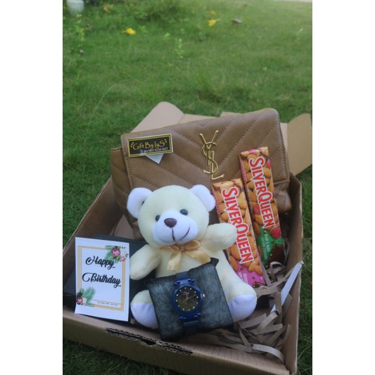 

Hampers Ulang Tahun