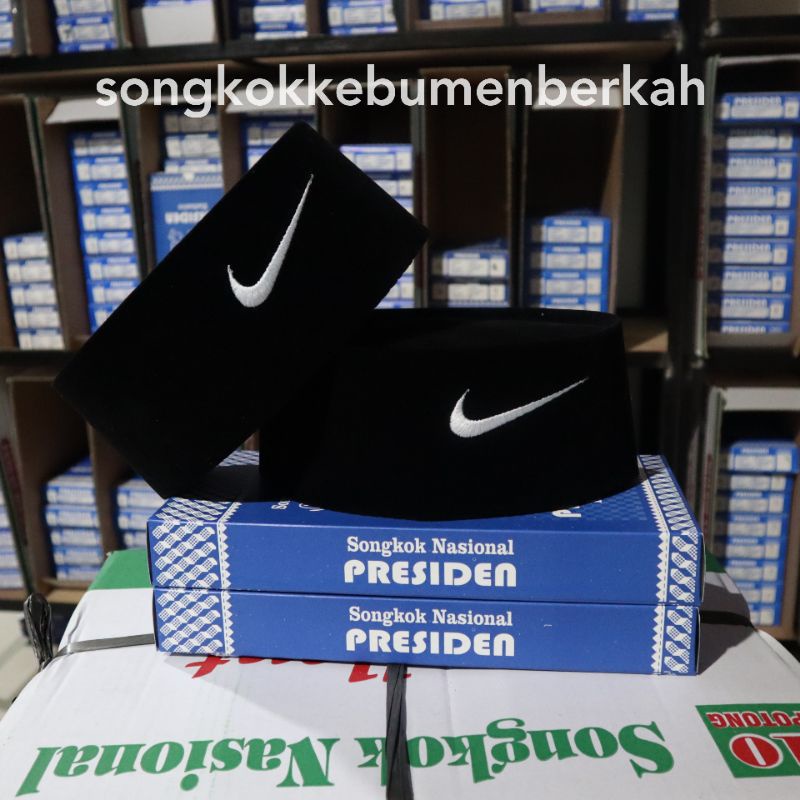 songkok peci hitam logo nike presiden