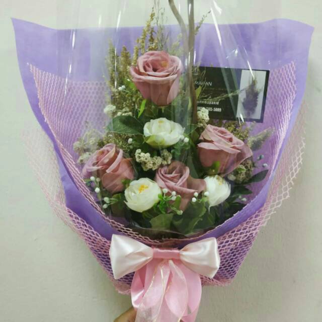 Buket bunga wisuda buket bunga mawar putih mawar pink buket bunga kering Wedding bouquet