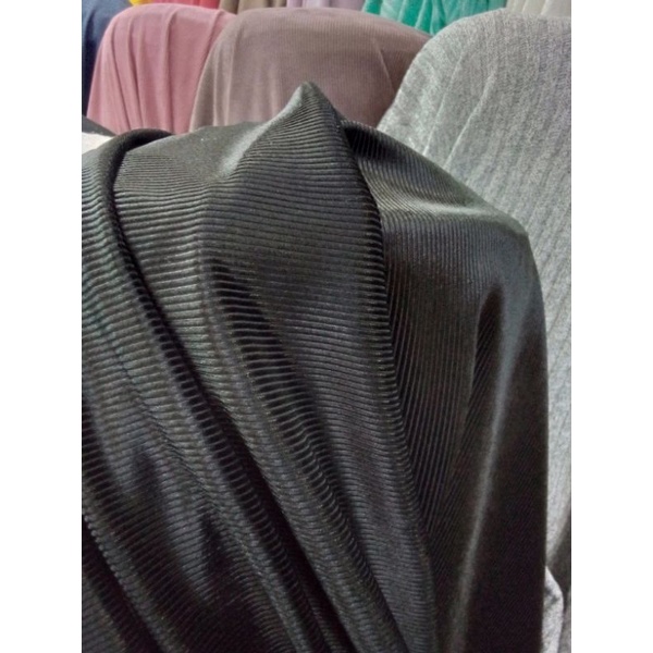 kain bludru knit