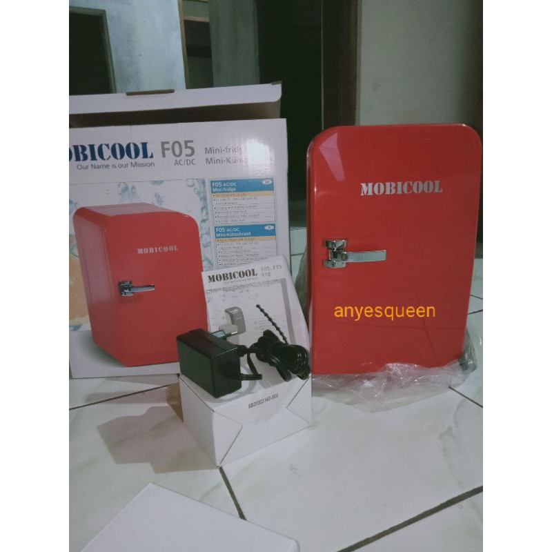 Kulkas Mini Ruangan dan Mobil Mobicool F05 Box Warm Cool