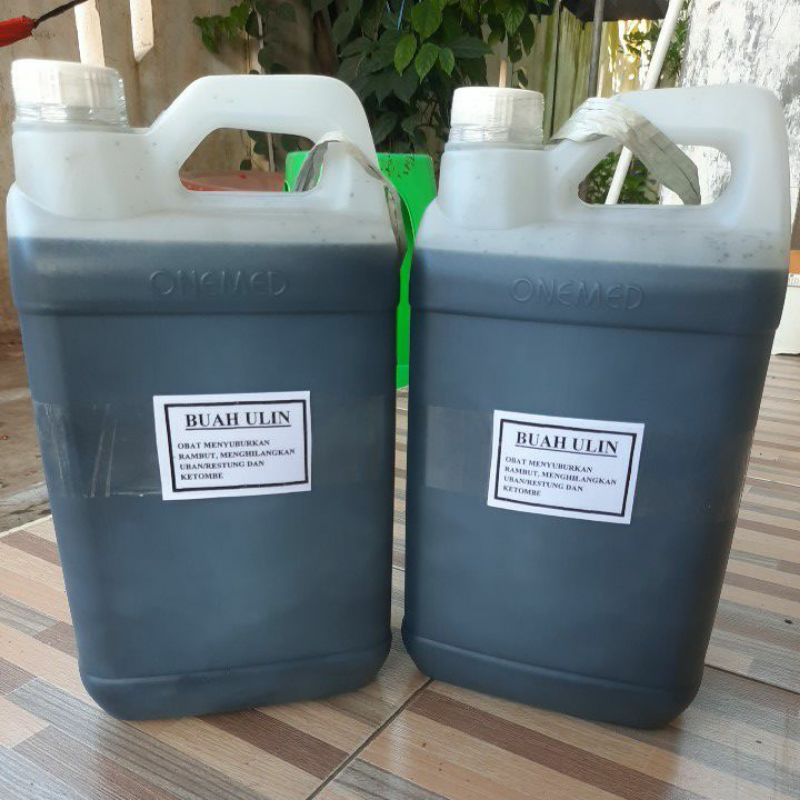 minyak  buah ulin jeregen isi 5 liter.