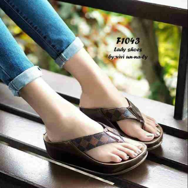 jh102 Sandal Wedges Jepit Motif Catur Sintetis 5cm Untuk Wanita